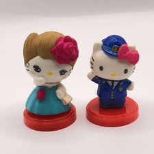 Lot de 2 mini figurines Sanrio Hello Kitty Chocolate Egg Anime collabo...