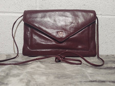 VTG Givenchy SAC A MAIN 80s Maroon Leather Envelope Crossbody Shoulder Bag Purse