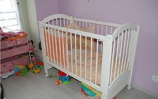 Lit bébé marque Sauthon excellent état