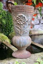 ANCIEN VASE A DECOR DE FLEUR