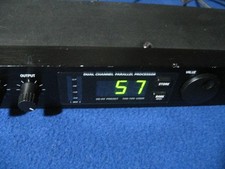 ALESIS  Microverb 4 Dual Channel  Processor Reverb Effects ( no RACK Mount ) g/c