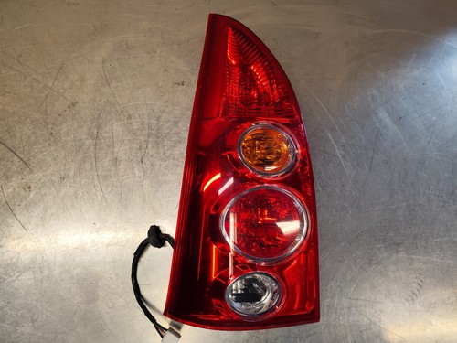 Feu phare arriere gauche mazda - arriere,