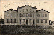 Old postcard AK St-GENIS-TERRE-NOIRE - Le Groupe Scolaire (580368)