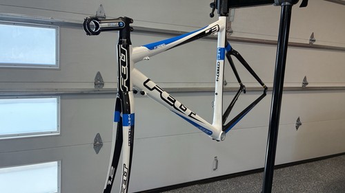 2010 felt carbon road - felt,