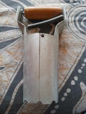 Ancien plantoir à bulbes