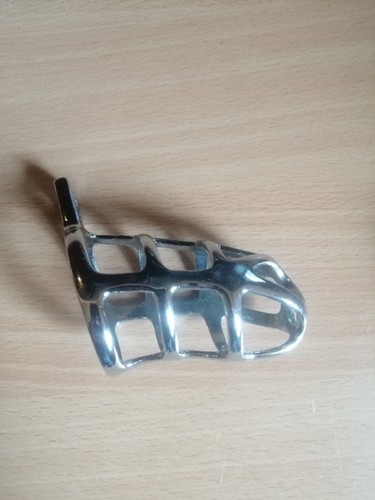 Cage chasteté - de,