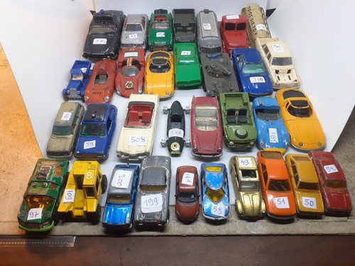 Lot voitures miniatures - lot,