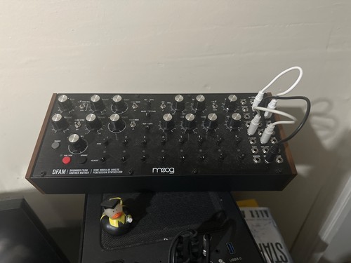 Moog dfam drummer from another - moog,