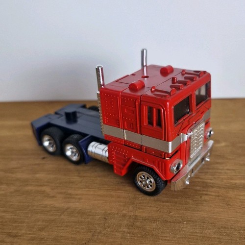 Transformers optimus prime - optimus,