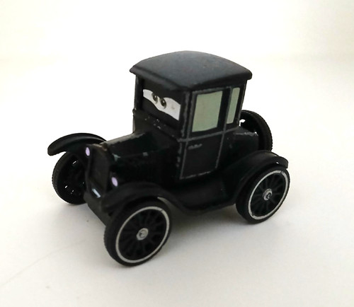 Disney pixar cars - cars, lizzie