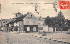 CPA 93 VILLEMOMBLE LE VIEUX PIGEONNIER PLACE DE LA MAIRIE (not common shot)