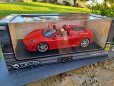 7& Ferrari F 430 Spider rouge 1/18 Hot wheels + boite