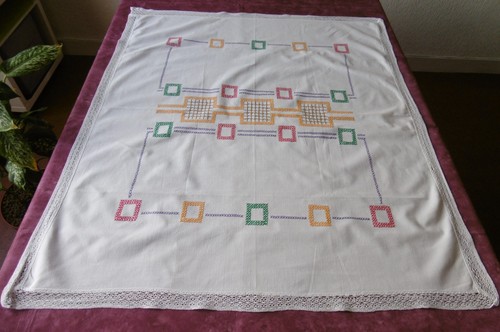 Nappe vintage entourée - , de