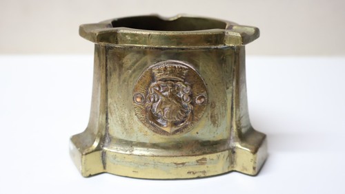 Ancien cendrier laiton - en,