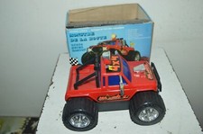 MONSTER CAR 4X4 ROAD MONSTER CAR CAR BOTOY BATTERY ENGINE IN BOX 