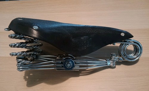 Nos ancienne vintage - selle, en