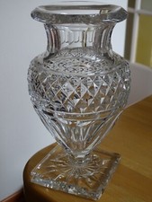 SAINT LOUIS AMAZING VINTAGE VASE GLASS CRYSTAL PATTERN MEDICIS