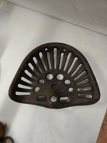 Ancien siège tracteur en - ancien,