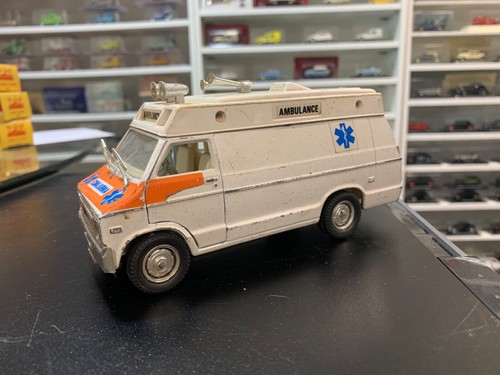 Dodge van ambulance polistil - ambulance,