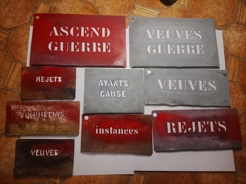 Pochoir ancien guerre - guerre, zinc
