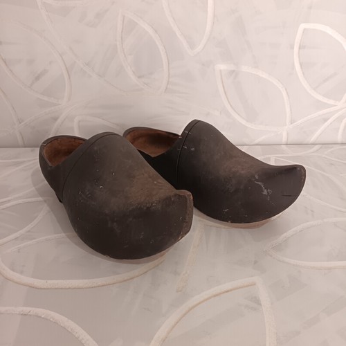 Paire sabots anciens bois - sabots,