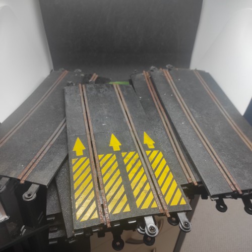 Scalextric slot car rails - car, 14