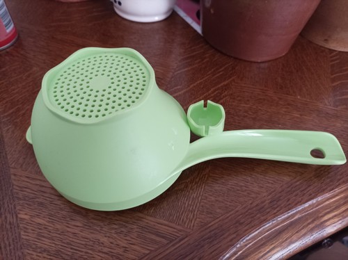 Petite passoire tupperware - petite,