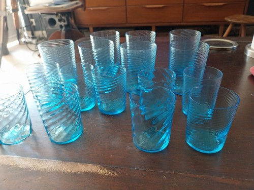 Verres anciens bleus cobalt - verres,