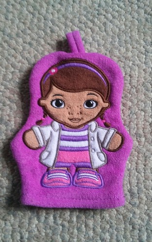 Doc mcstuffins disney - disney, hand