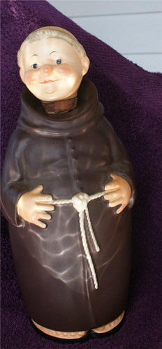 Bee goebel monk - bee,