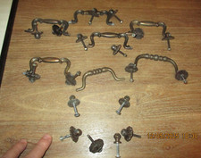 Important Lot de Poignées de