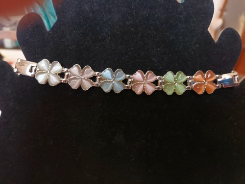 Bracelet magnétique fleurs