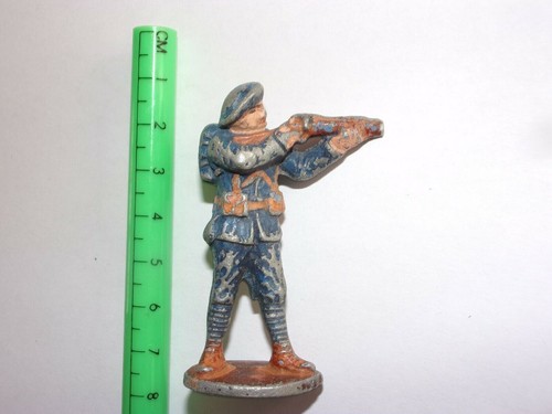 Soldat avec fusil figurine - soldat,