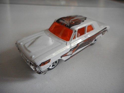 Hotwheels ford thunderbird - hotwheels,