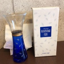 Shiseido Hanatsubaki Crystal Single Flower Bud Vase 1994 Hilton McConnico Blue