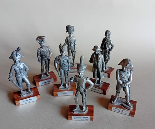 Lot soldats du - 8,