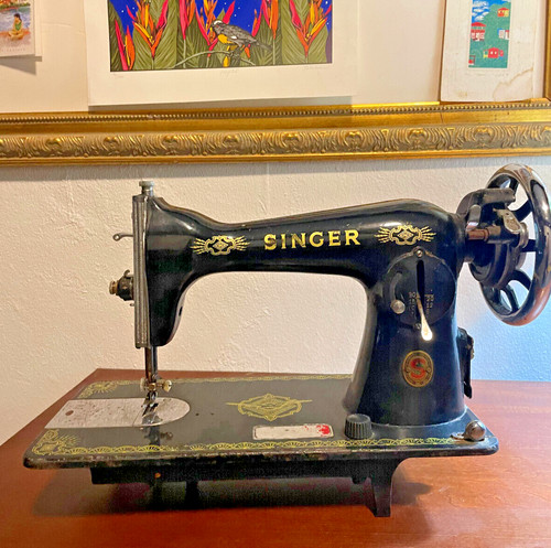 Vinage singer sewing machine - vinage,
