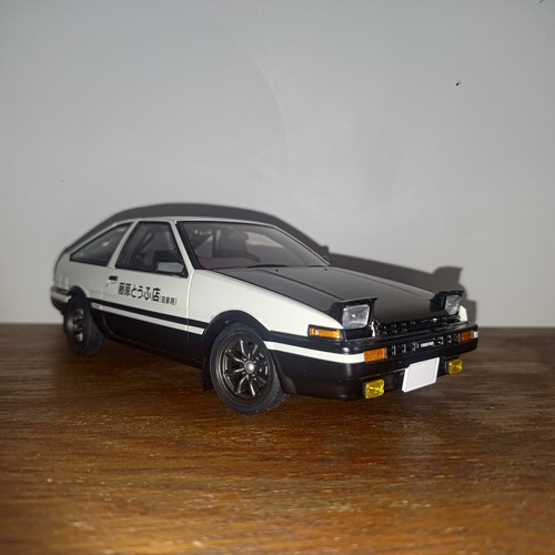 Toyota sprinter trueno - 1/18,