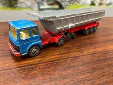 Camion Renault Saviem majorette 1/60 série 3000