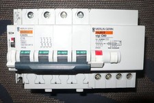 DISJONCTEUR DIFFERENTIEL