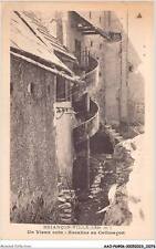 AAOP6-06-0492 - BRIANCON-VILLE - An old corner - Colimacon staircase