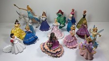 Lot de 16 Figurines Princesses
