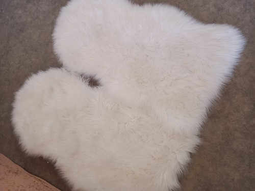 Tapis fausse peau mouton - peau,