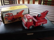 DINKY TOYS France 589. Camion