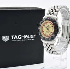 [N COMME NEUVE /Boîte] Montre