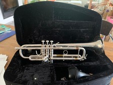 Trompette Sib Vincent Bach Tr450