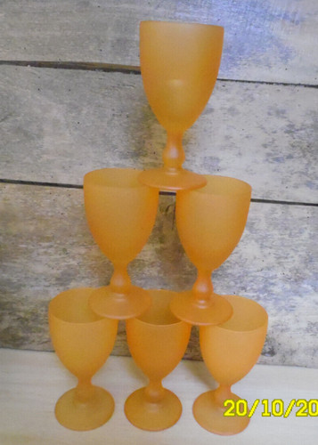 Verre pied vin - c3/,