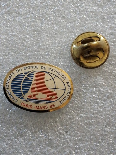 Pin championnat monde - du, de