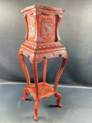 Sellette haute piédestal