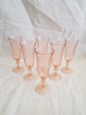 Lot 6 Flutes A Champagne